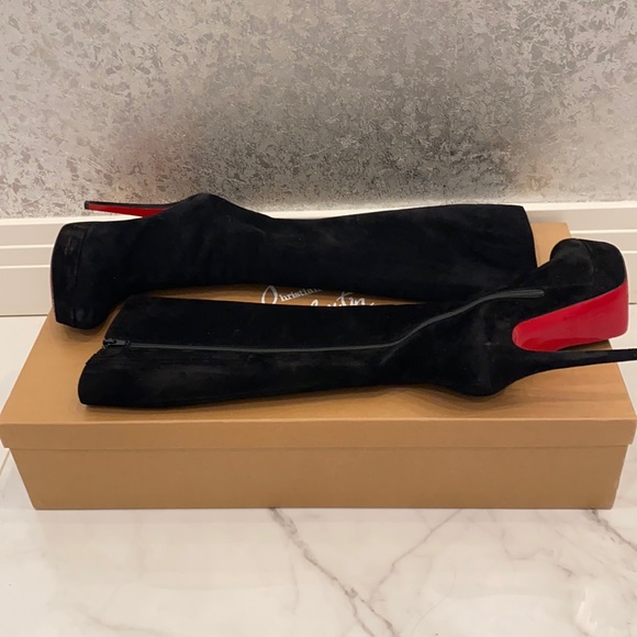 Christian Louboutin Black Bianca Botta Suede Platform - Picture 1 of 6